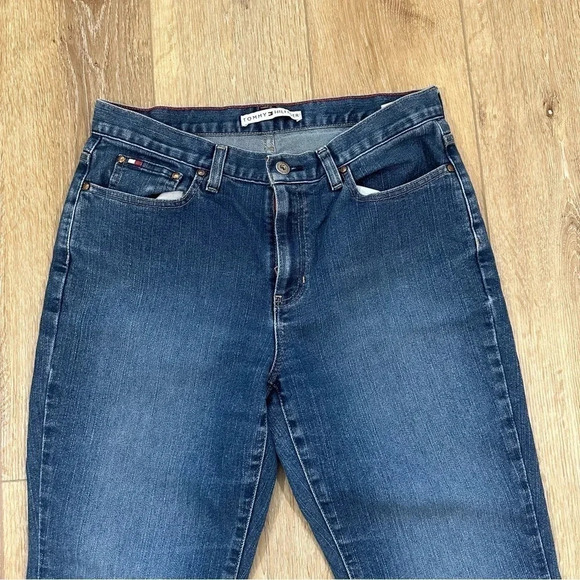 Tommy Hilfiger Faded Dark Wash Bootcut Jeans Size 8 GUC - Picture 3 of 10